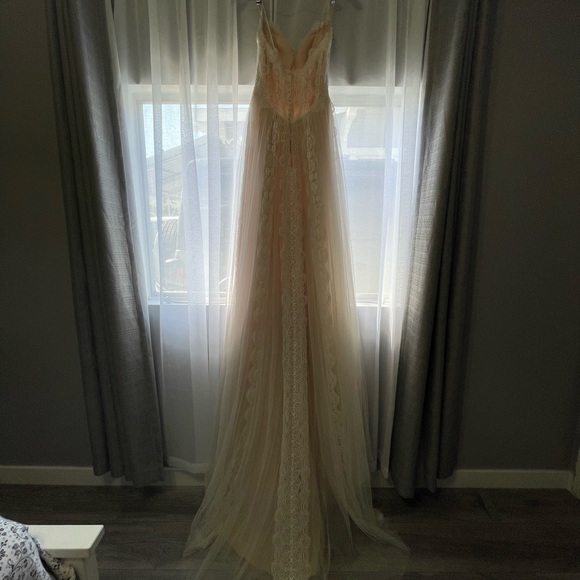 Maggie Sottero “Olson” - Picture 4 of 5